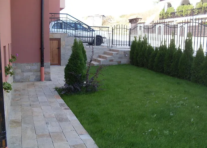 Femili Hotel Diveda Otel 2*