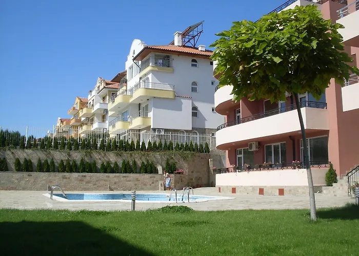 Femili Hotel Diveda Otel 2*