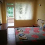 Femili Diveda Hotel