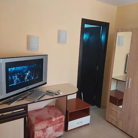 Femili Hotel Diveda ホテル スヴェティ・ヴラス