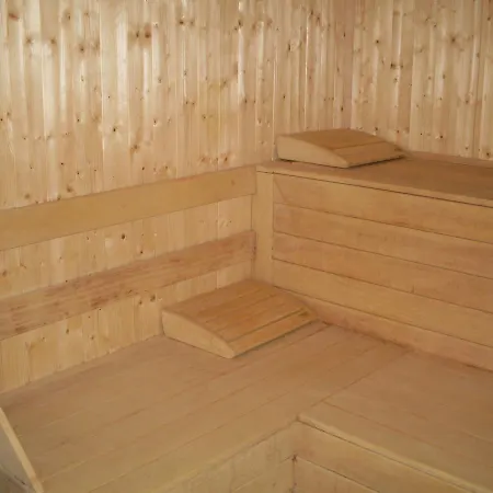 Femili Hotel Diveda ホテル スヴェティ・ヴラス