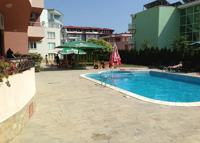 Ξενοδοχείο Femili Hotel Diveda