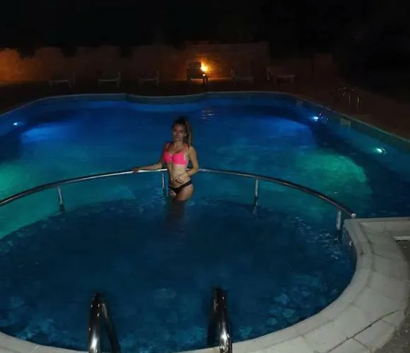 Femili Hotel Diveda Ξενοδοχείο