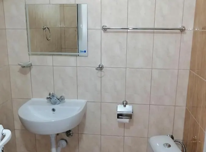 Femili Hotel Diveda Ξενοδοχείο 2*